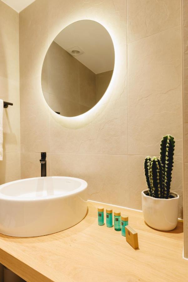 Bravissimo Cort Reial Duplex, Spacious With 3 Bedrooms Girona Ngoại thất bức ảnh