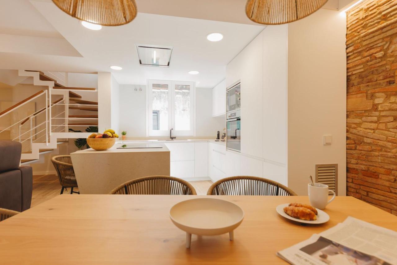 Bravissimo Cort Reial Duplex, Spacious With 3 Bedrooms Girona Ngoại thất bức ảnh