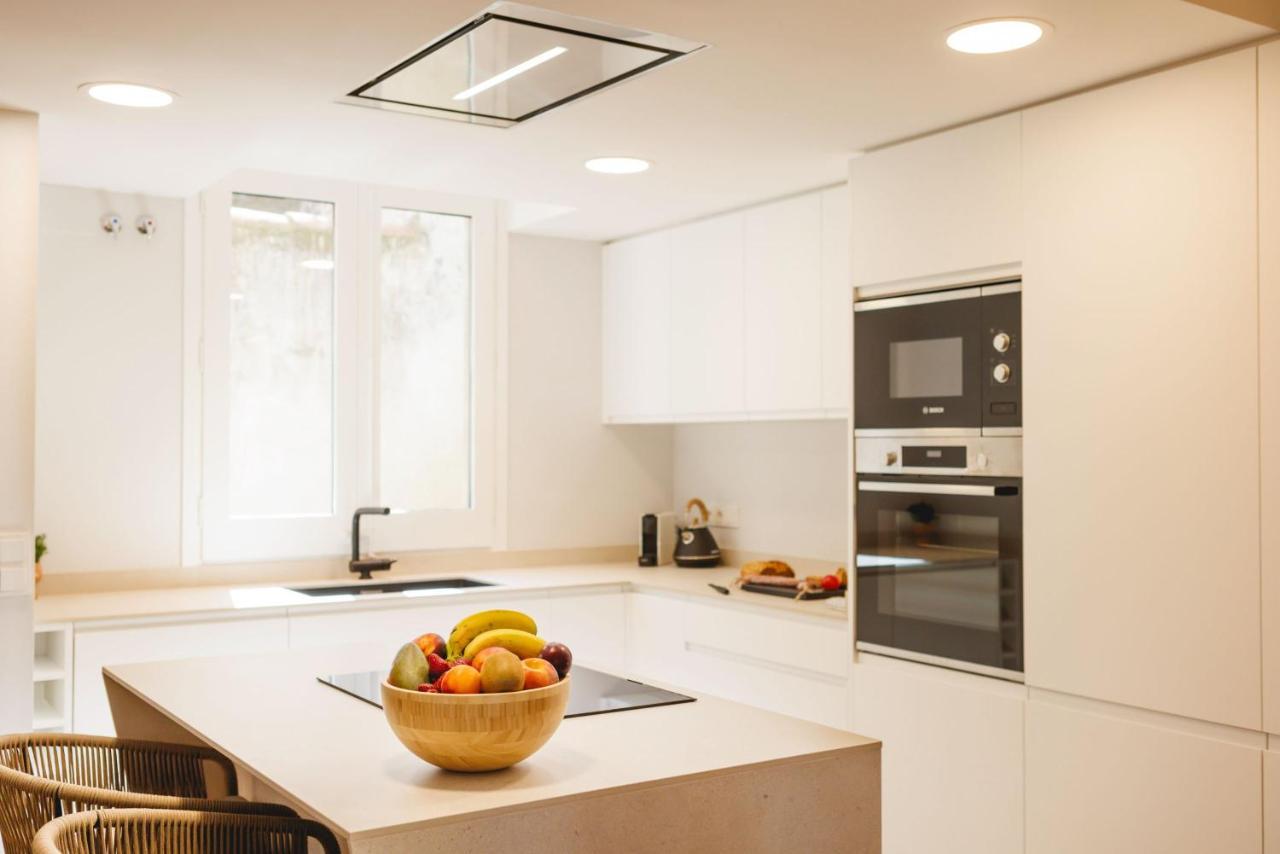 Bravissimo Cort Reial Duplex, Spacious With 3 Bedrooms Girona Ngoại thất bức ảnh