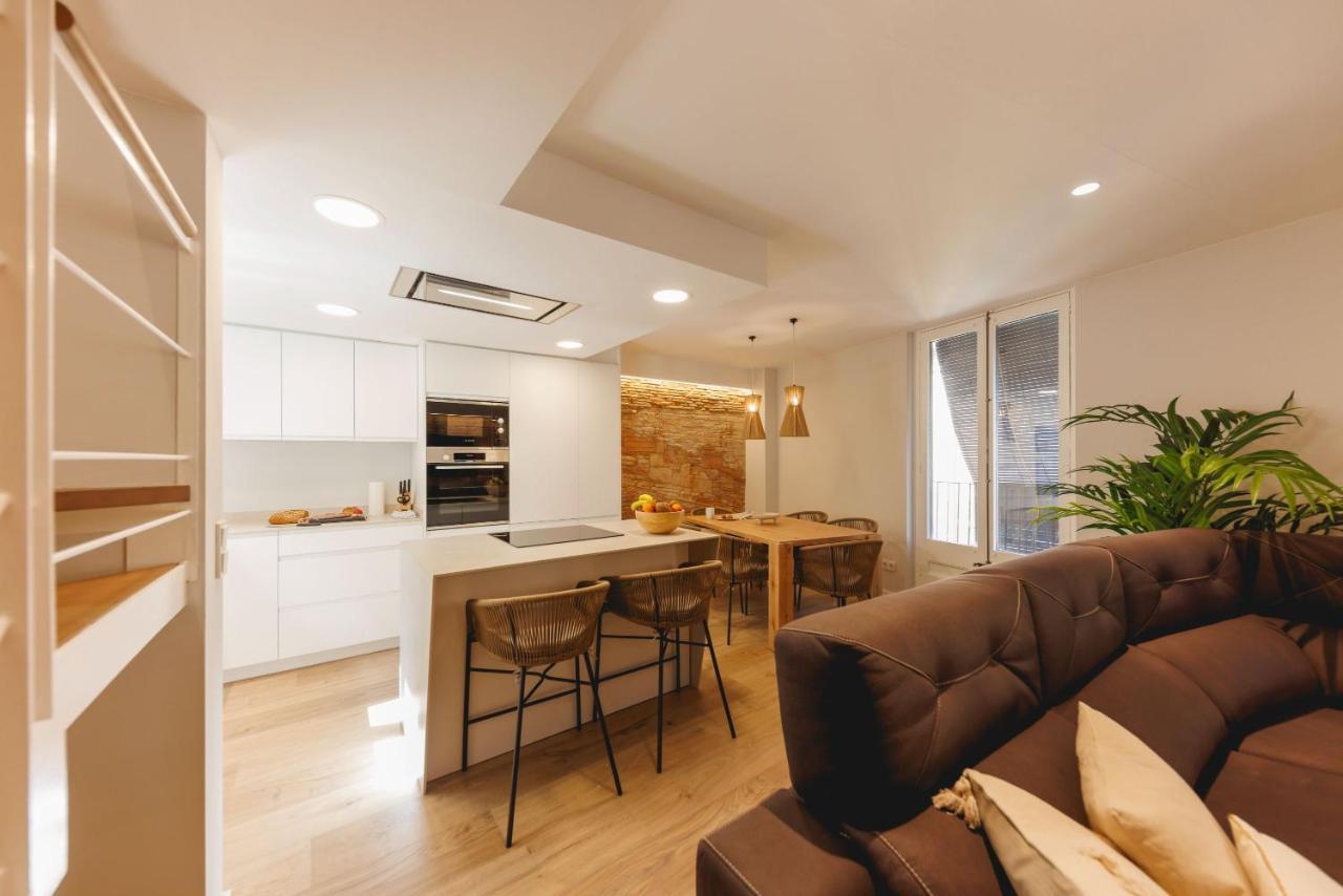 Bravissimo Cort Reial Duplex, Spacious With 3 Bedrooms Girona Ngoại thất bức ảnh