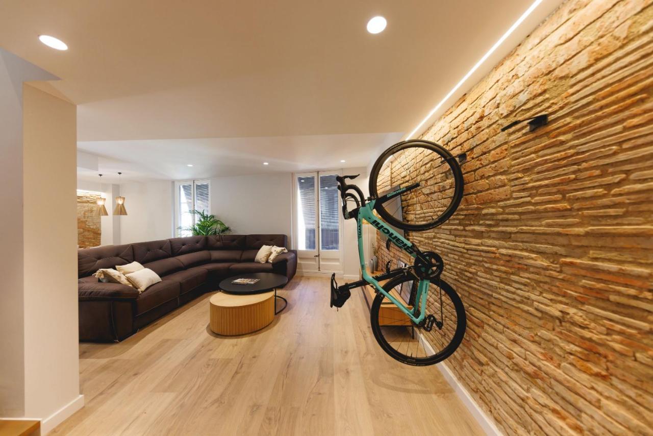 Bravissimo Cort Reial Duplex, Spacious With 3 Bedrooms Girona Ngoại thất bức ảnh