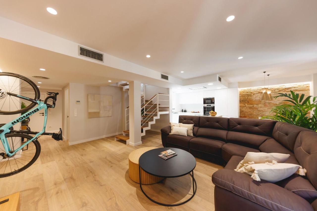 Bravissimo Cort Reial Duplex, Spacious With 3 Bedrooms Girona Ngoại thất bức ảnh